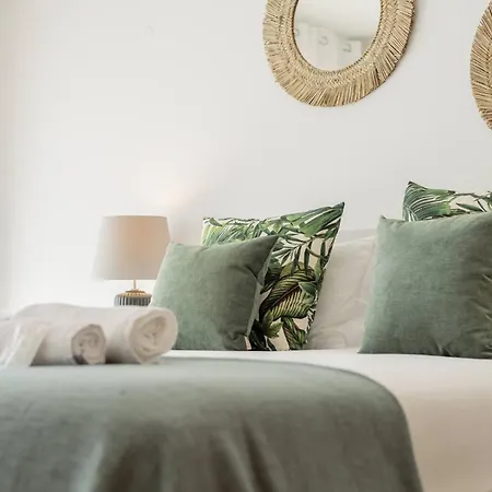 Rooftop Stylish By Hosty Appartement Oporto