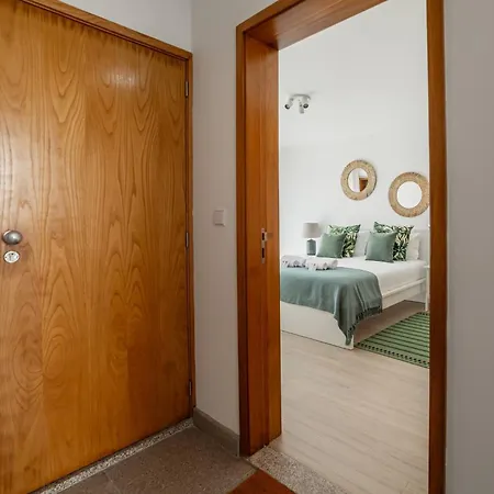 Rooftop Stylish By Hosty *