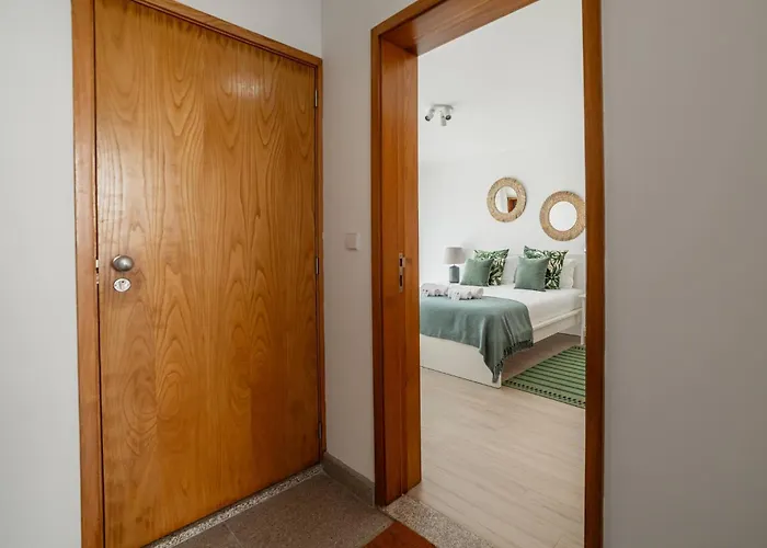 Rooftop Stylish By Hosty *