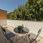 Rooftop Stylish By Hosty Daire *