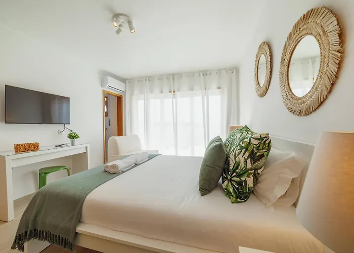 Apartman Rooftop Stylish By Hosty *